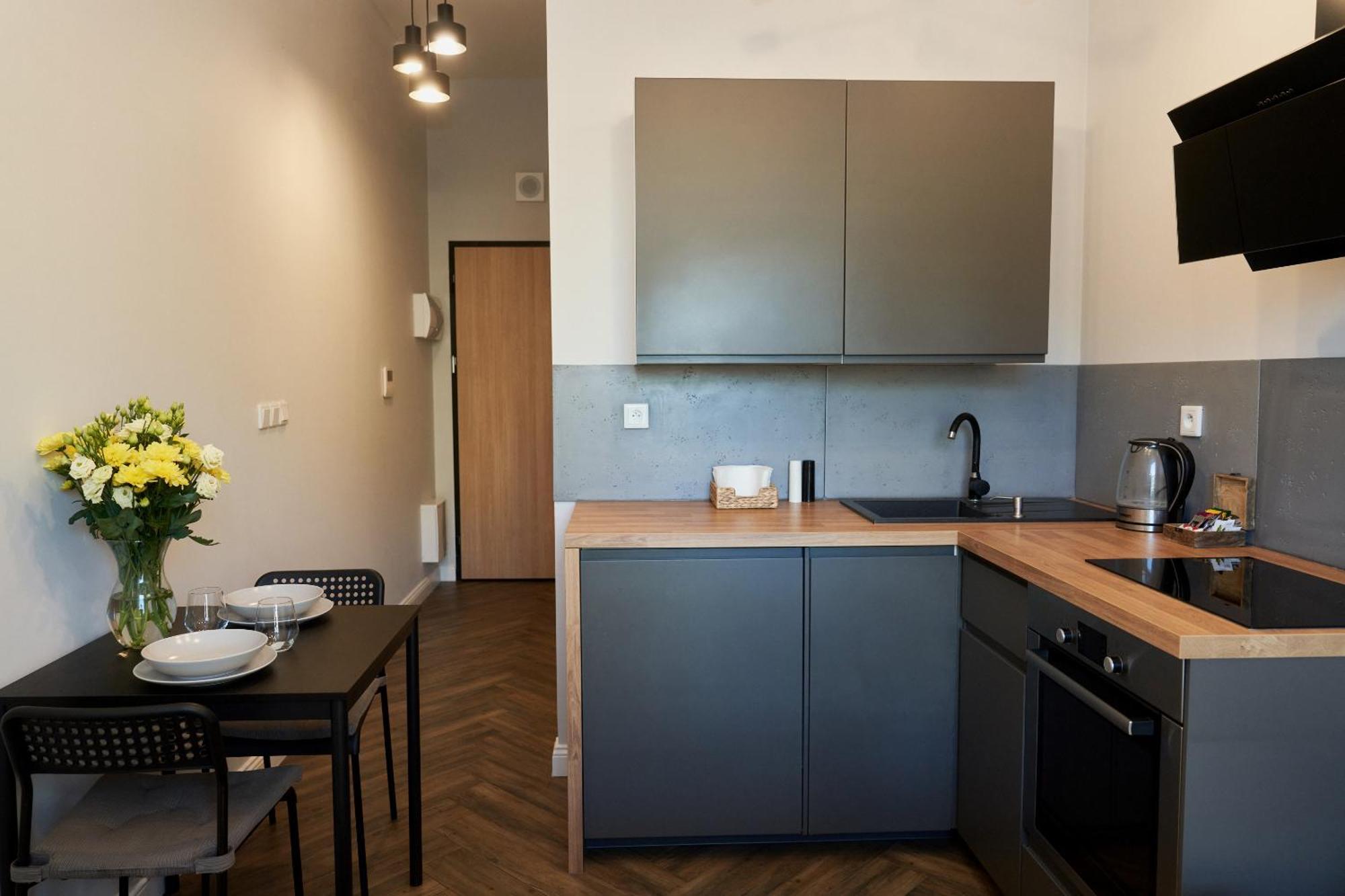 L66 Apartments Varsovie Extérieur photo